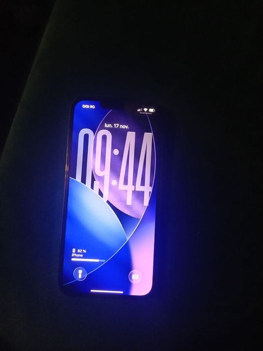 Iphone 13 pro, este impecabil