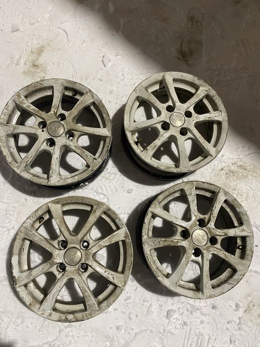 Продам диски 14 размер диаметр.