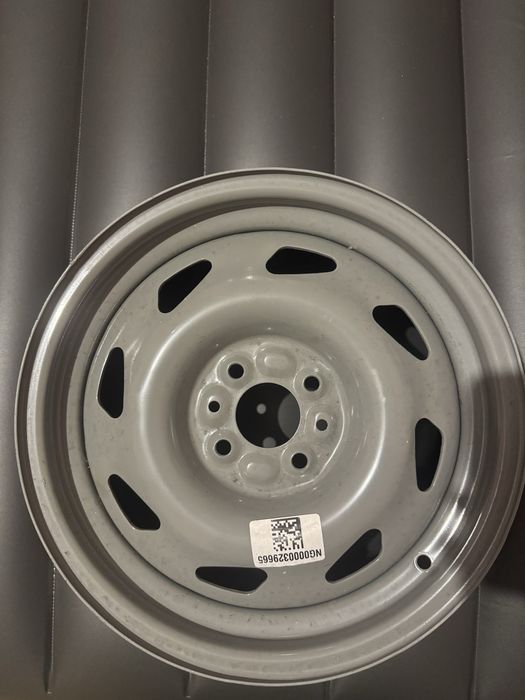 Продам диски R15 абсолютно новые