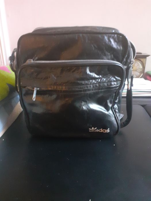 Gianta de umar Adidas