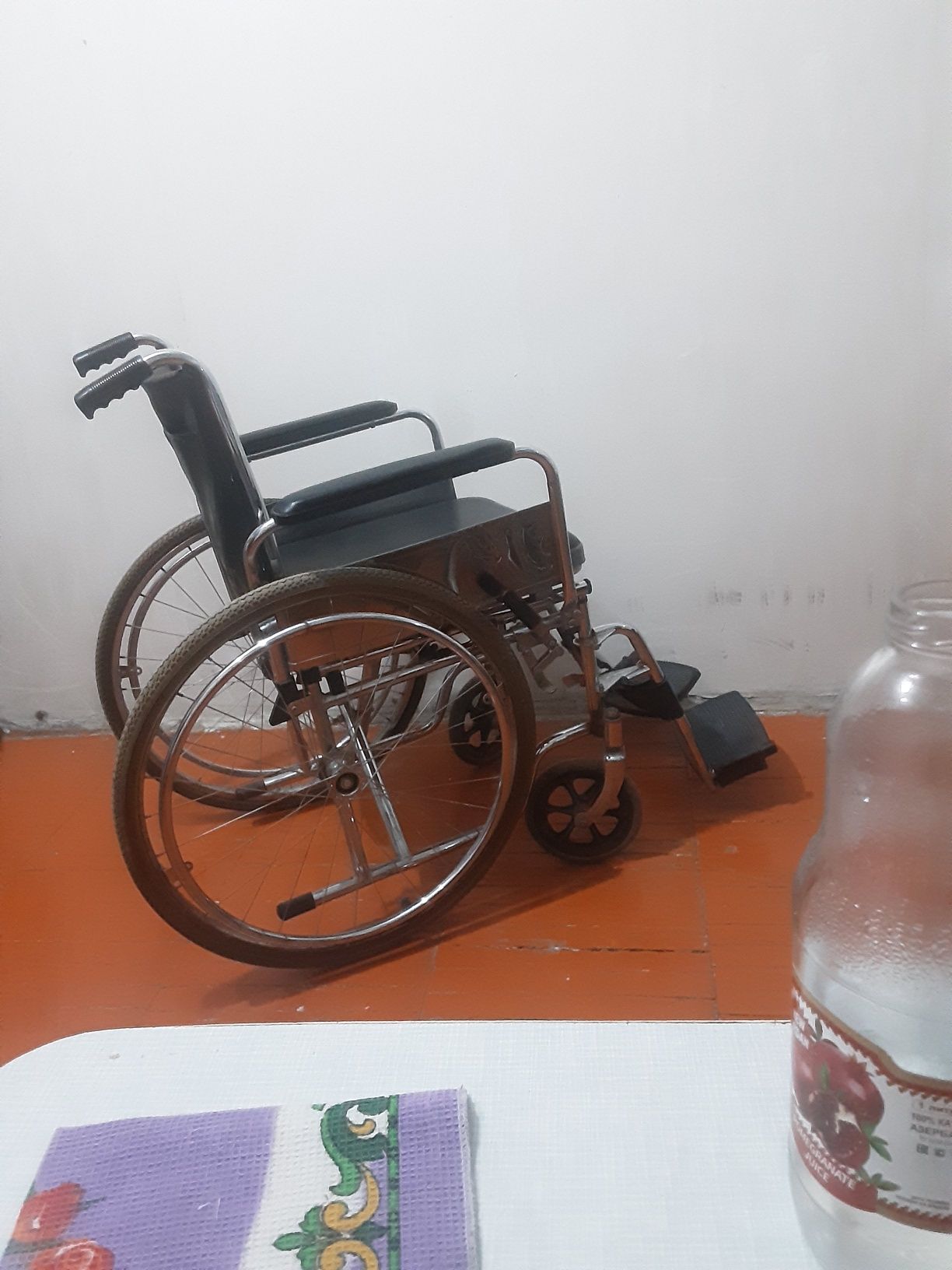Инвалидный коляска новый бушный