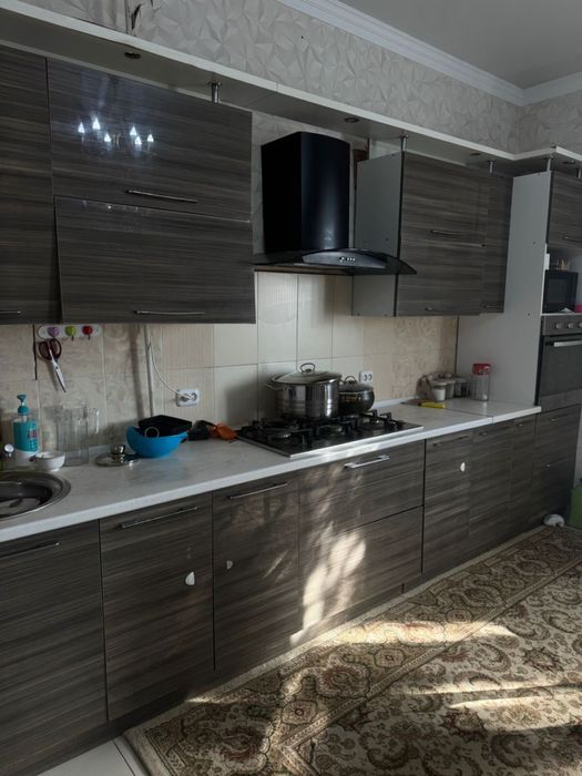 продам кухонный гарнитур