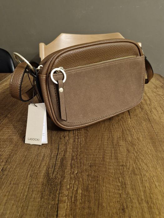 Малка чанта през рамо Lasocki