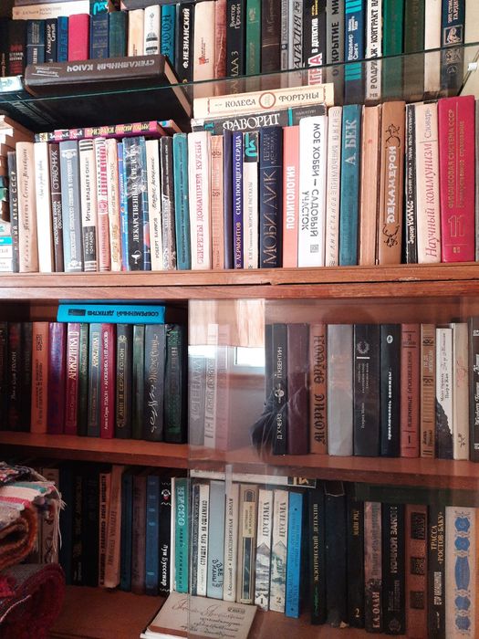 Продам большую библиотеку