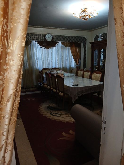 Чилонзор Чилонзор кучасида3хонали квартира сотилади