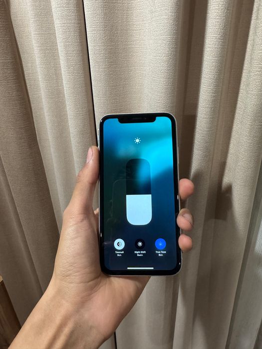 Продам Iphone Xr 128gb