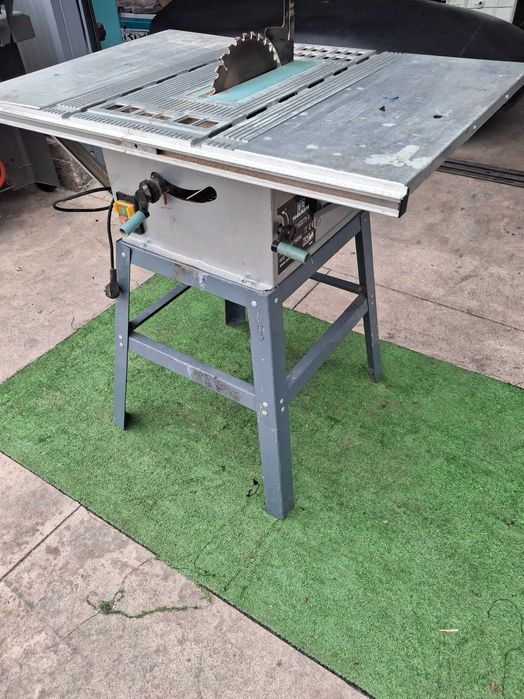 Настолен циркуляр