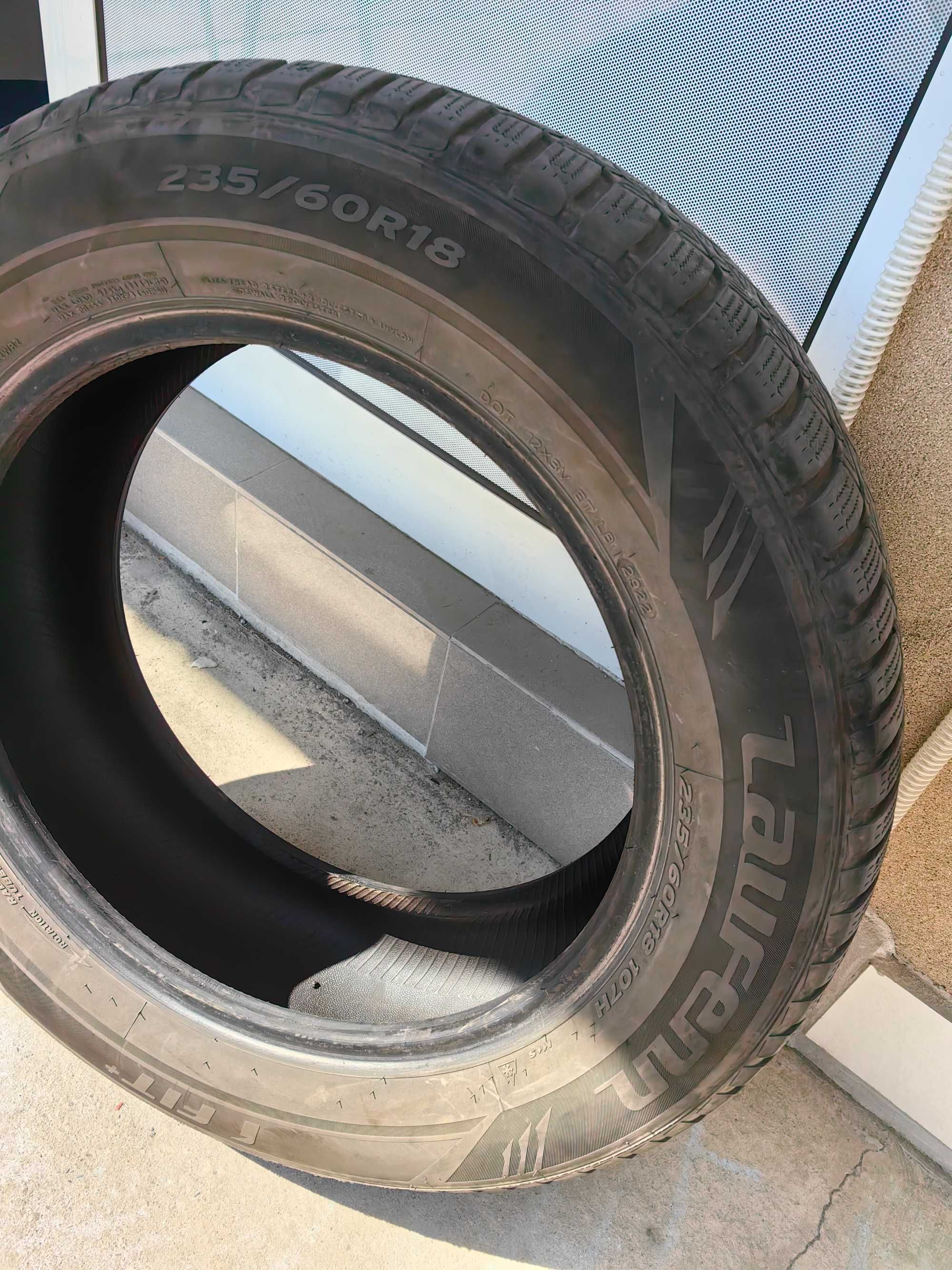 Продавам 8 броя гуми R 18*