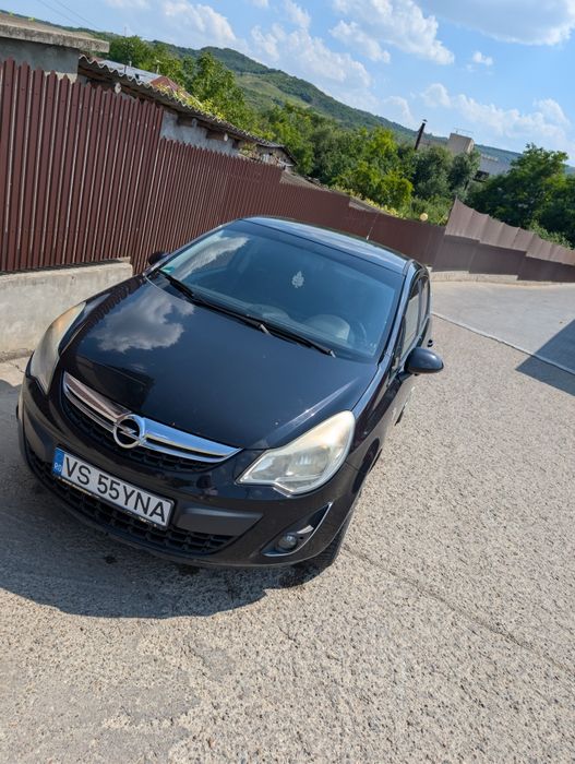 Opel CORSA 2012 1.2 benzină
