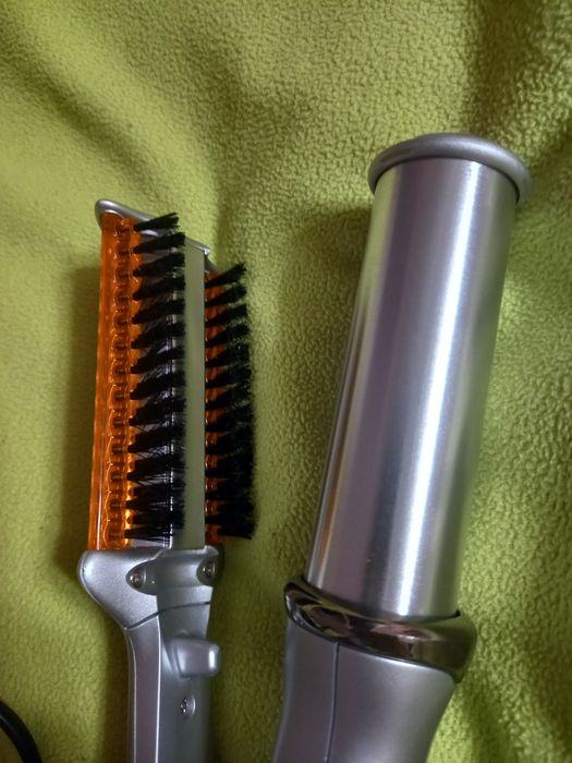 Perie rotativa pentru par