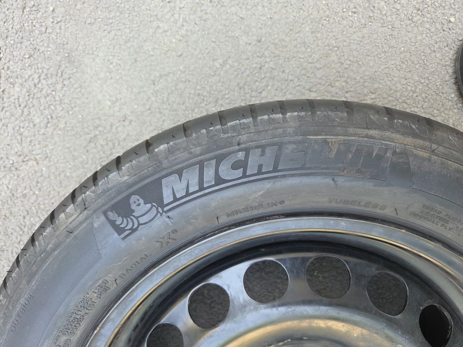 Vând roata de rezerva R16