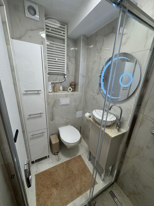 Apartament cu 2 camere  etaj 1- complet renovat si utilat