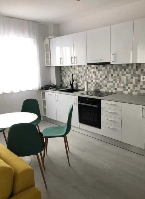 Дава се под наем Двустаен апартамент в Пловдив, Център - 65 кв.м за 234.6 € - Снимка #2