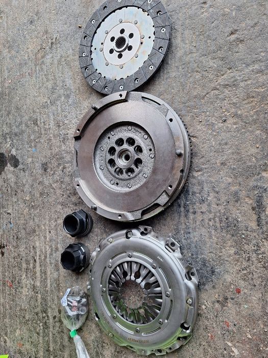 KIT De AmbreiajBMW X3 E83 2.0 D 4X4