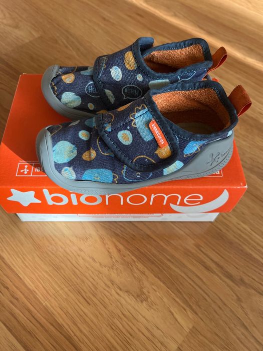 Пантофи Biomecanics, размер 25