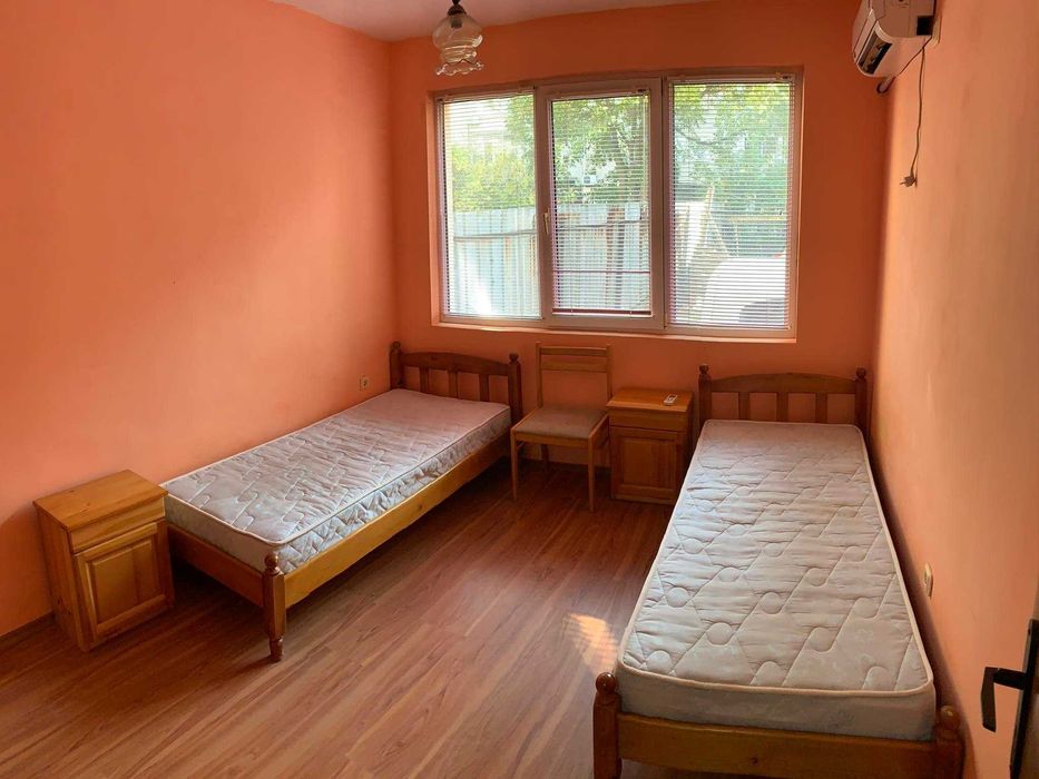 Дава се под наем Тристаен апартамент в Бургас, Възраждане - 105 кв.м за 229.5 € - Снимка #3