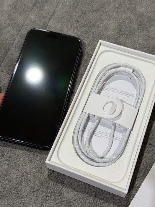 17 pro 256g 100%  18sikl