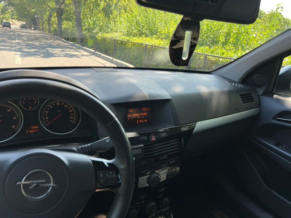 Opel Astra H 2010, motor 1.7 Diesel
