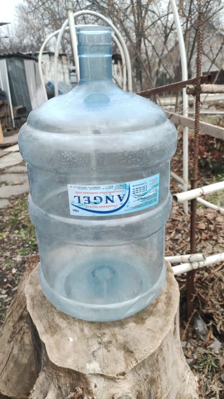 Бутылка для воды 19 л