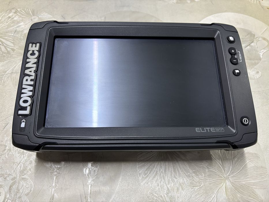 Продам эхолот Lowrance Elite-9 Ti2 и GARMIN STRIKER VIVID 9SV