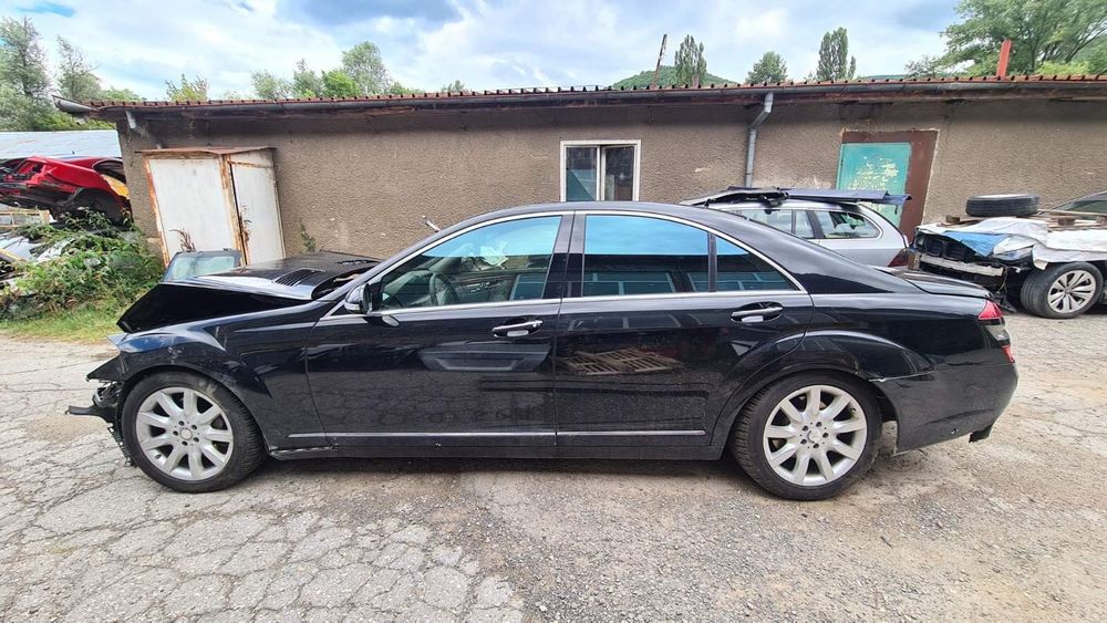 Mercedes W221 S500 388кс 4Matic Keyless Nightvision НА ЧАСТИ!