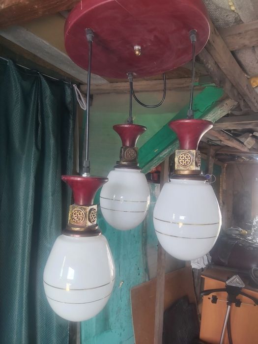 Продам красивые люстры