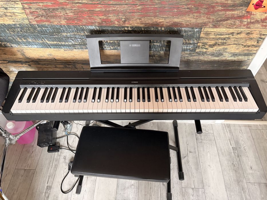 Vand pian digital Yamaha P45