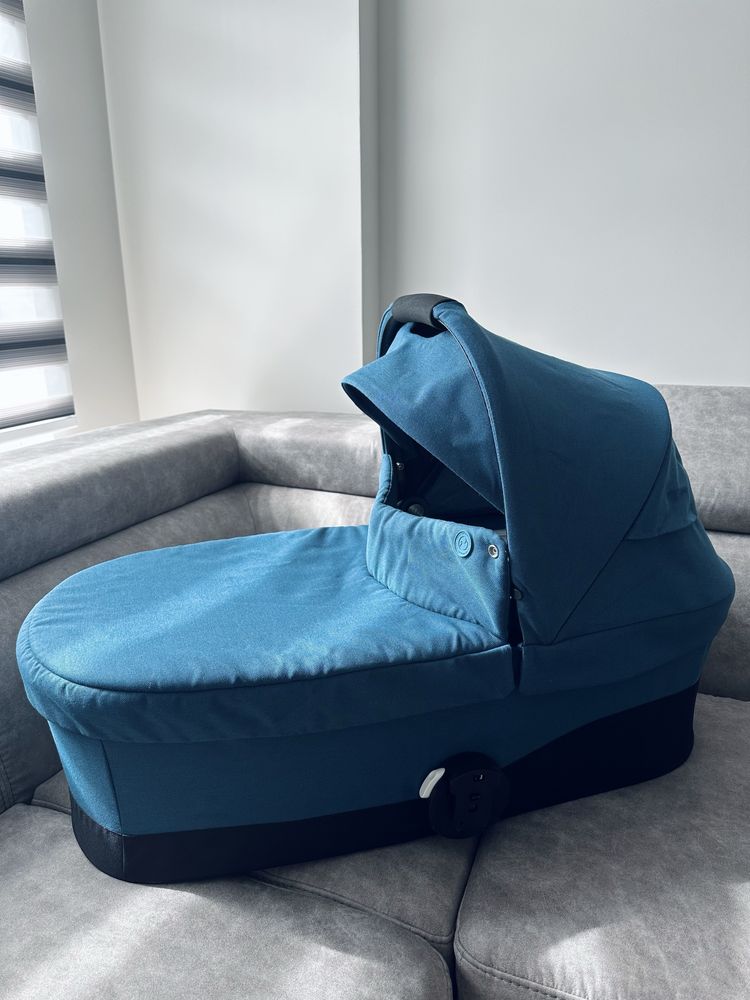 Кош за новородено Cybex River Blue