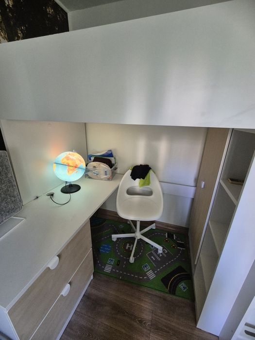 Pat supraetajat cu birou  cu sertare si scaun, pat 90x200 ikea