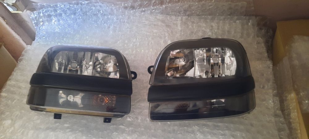 Fiat Doblo -  фарове