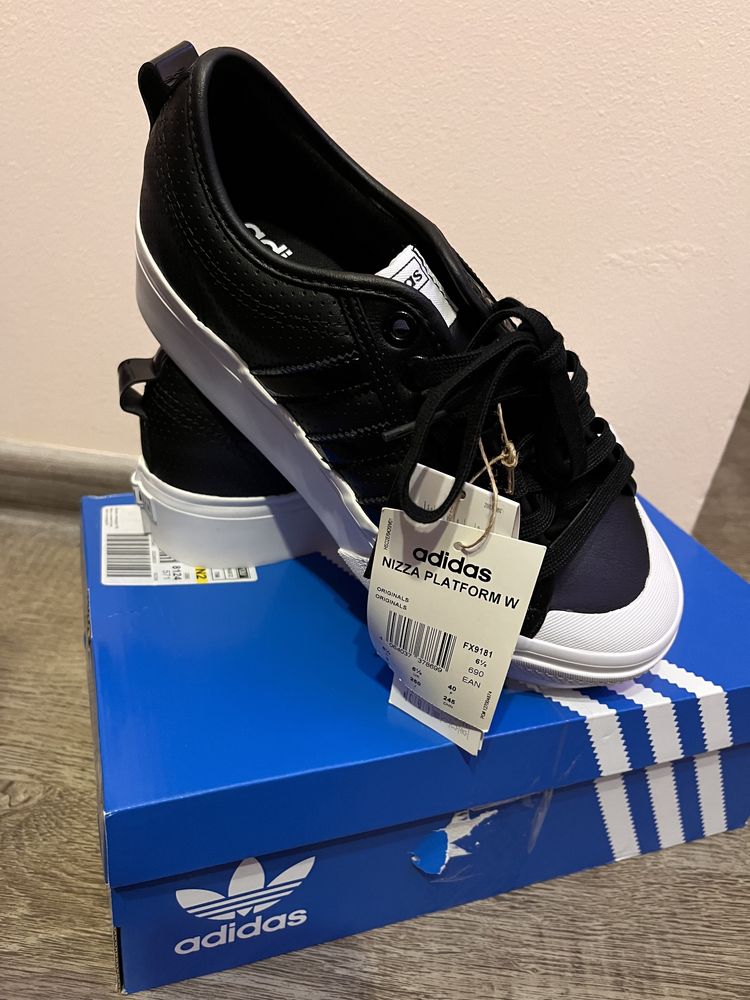 Adidas nizza platform w