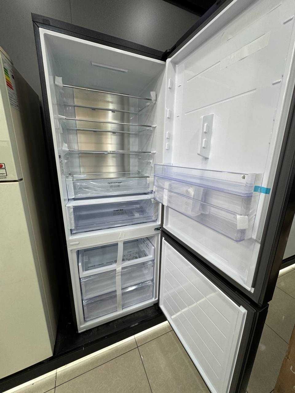 Холодильник SAMSUNG 492 л RB53DG703EB1WT