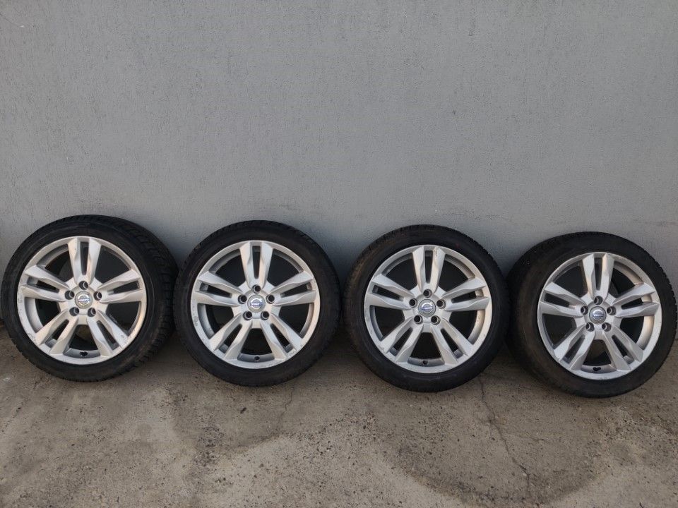 Jante NJORD 17" Volvo S60 V60 S80 V70 V40 S40 V50 C30 anvelope iarna 225/45R17 Cod: 31200603