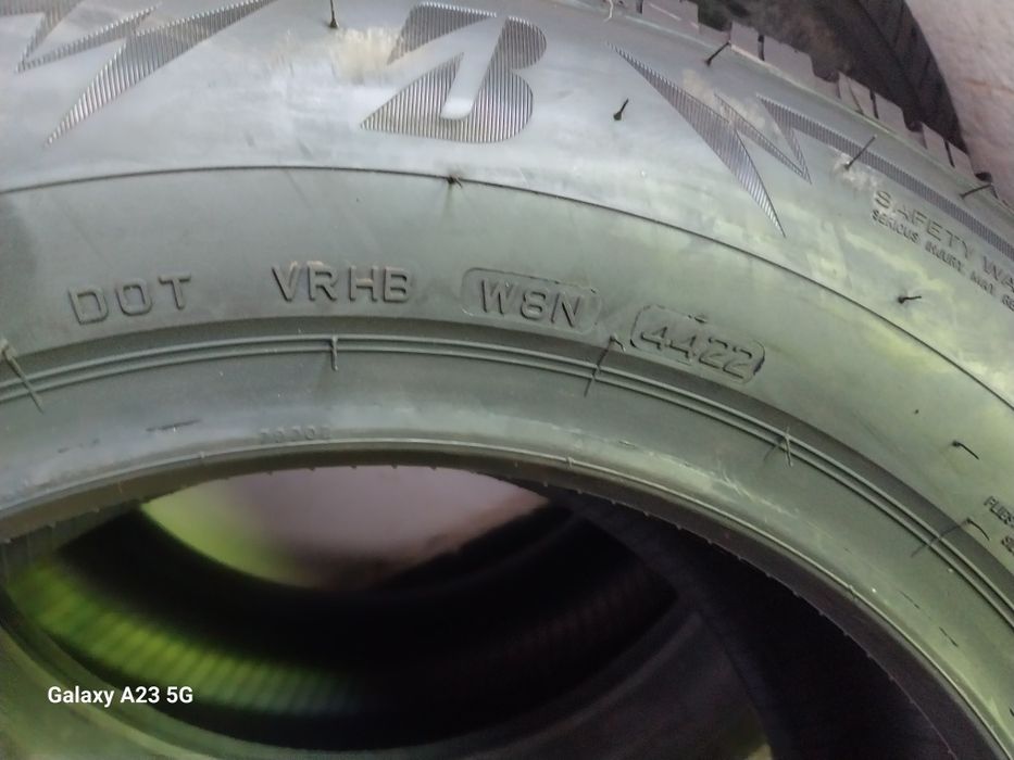 Anvelope iarna bridgestone
