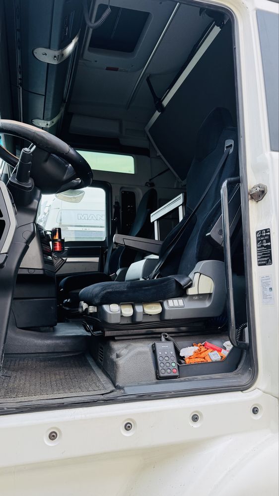 Vand MAN TGX 2012 ansablu pentru ceriale sau fier