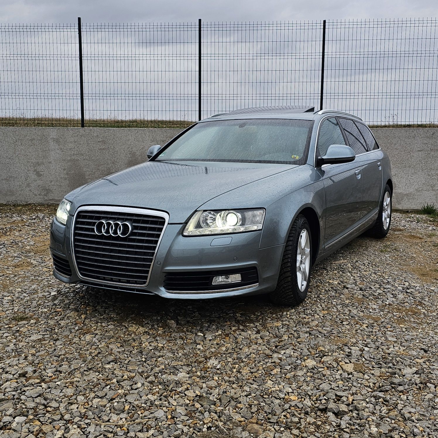 Audi A6 2.0 TDI facelift 2010 manuala