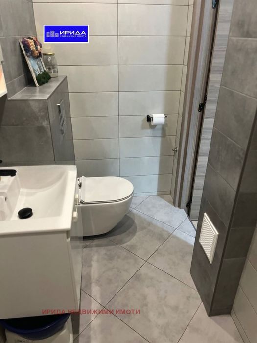 Продава се Тристаен апартамент в София, Свобода - 88 кв.м за 1989 €/кв.м - Снимка #6