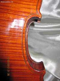 Vioara model Stradivarius