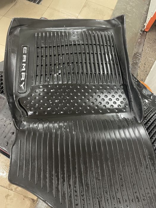 Оригинал Полики Камри 70-75