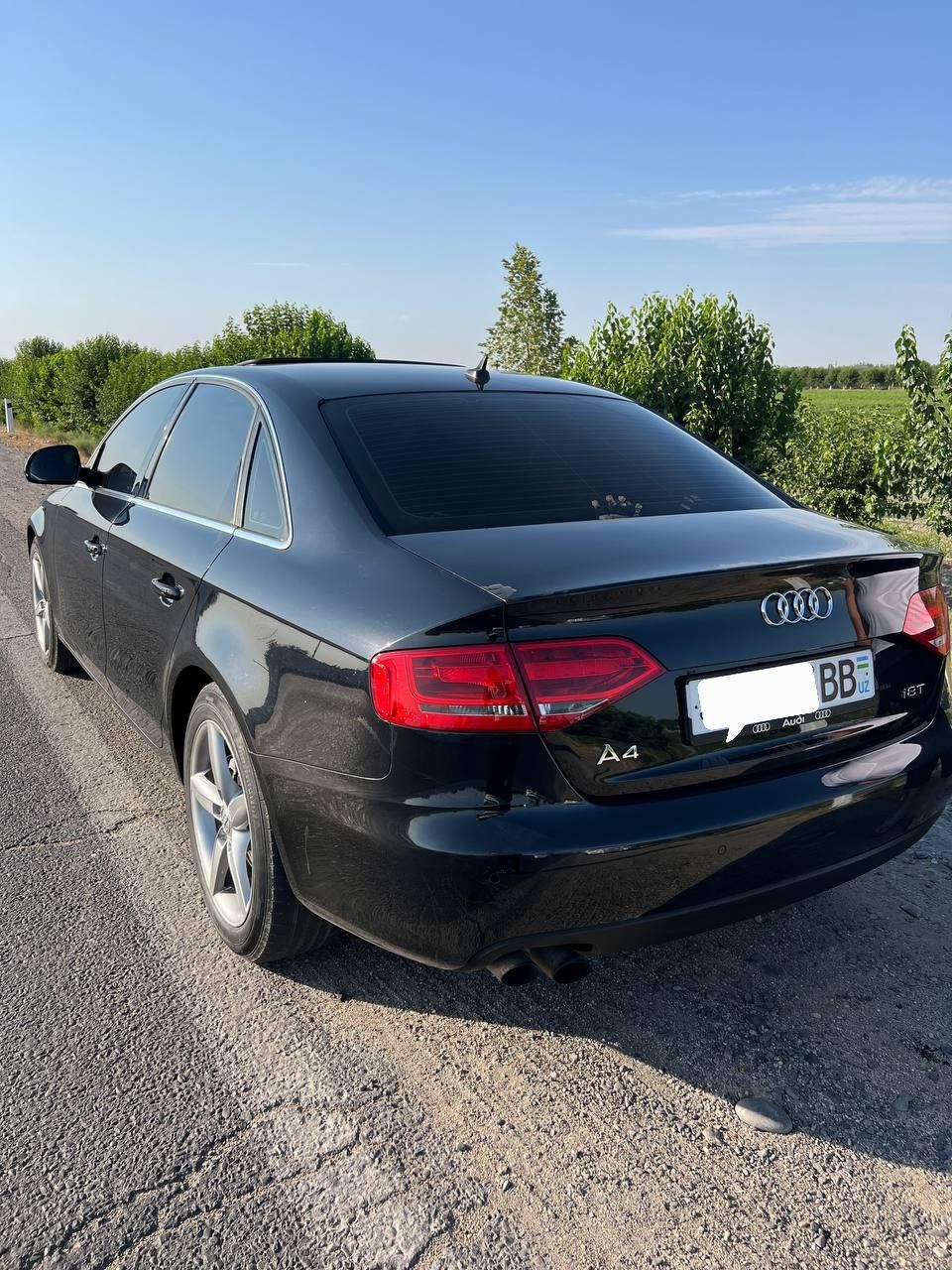 Срочно Audi A4 (b8) 1,8 turbo ideal (170000км)