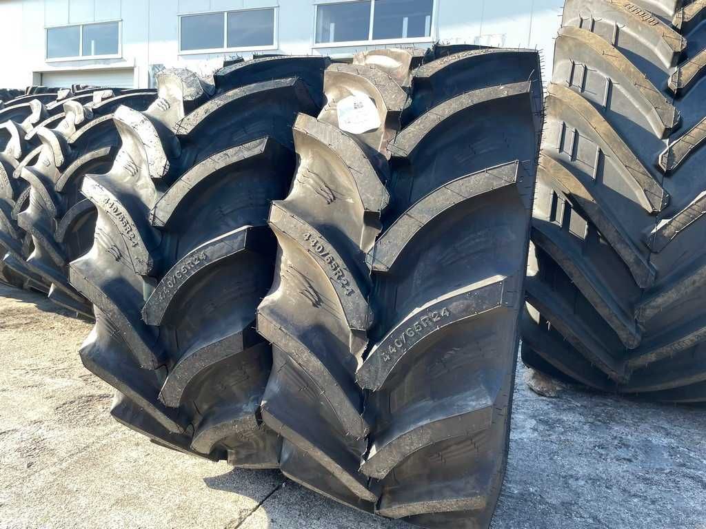 OZKA Anvelope Radiale de tractor fata 440/65R24 Livrare rapida