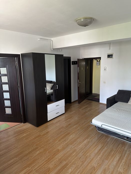 Garsoniera De Inchiriat [NU AGENTIE]