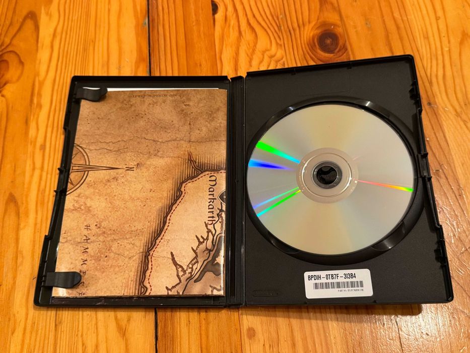 The Elder Scrolls V: Skyrim (PC DVD) · Кутия + диск + карта