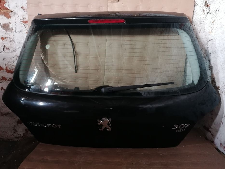 Заден Капак задна Броня Peugeot 307 SW