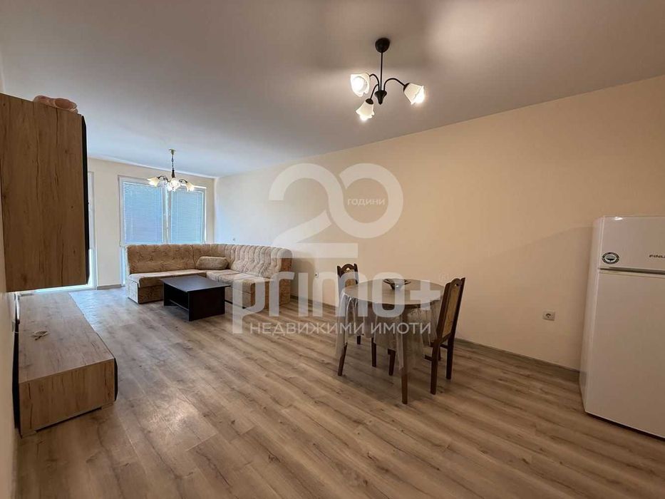 Дава се под наем Двустаен апартамент в Велико Търново, Център - 65 кв.м за 280.5 € - Снимка #2