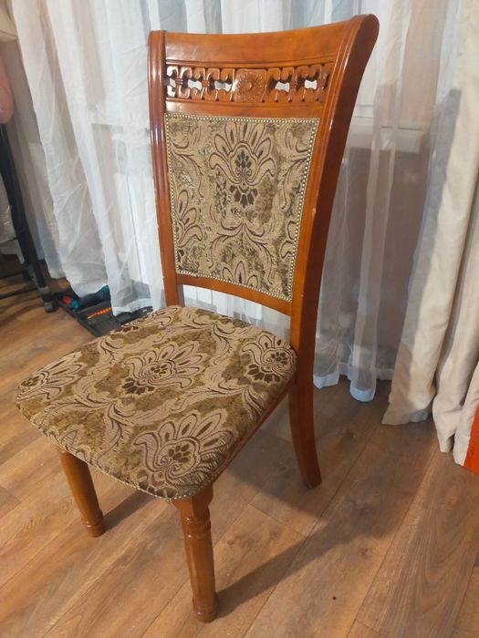 Стулья для гостиной