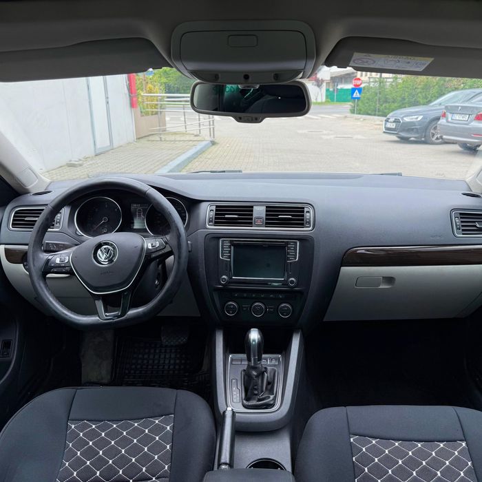 Volkswagen Jetta 2016 Automat