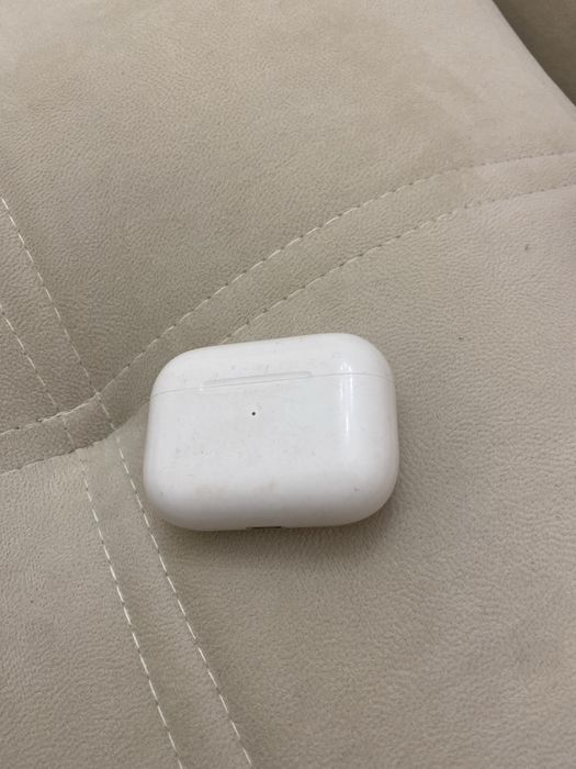 Airpods pro 1 поколение