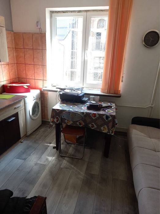 Inchiriez garsoniera centru Craiova