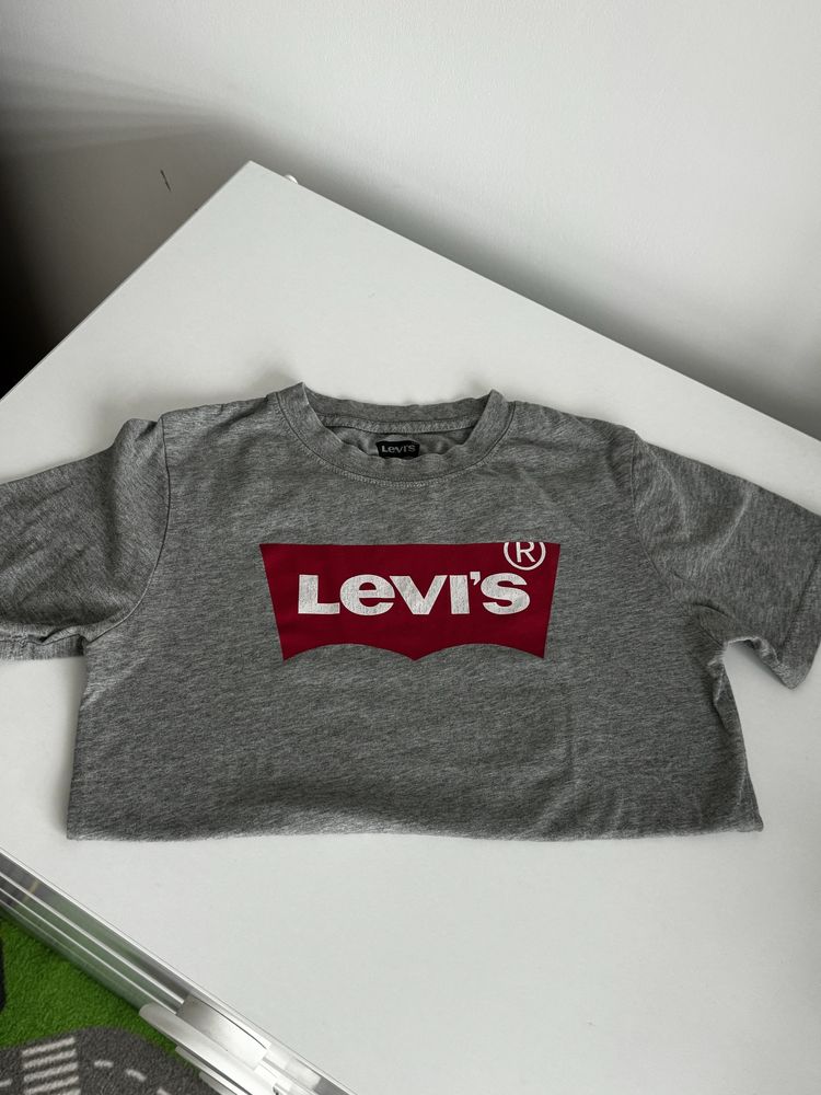 Tricou Levis marime 12 ani/ 152